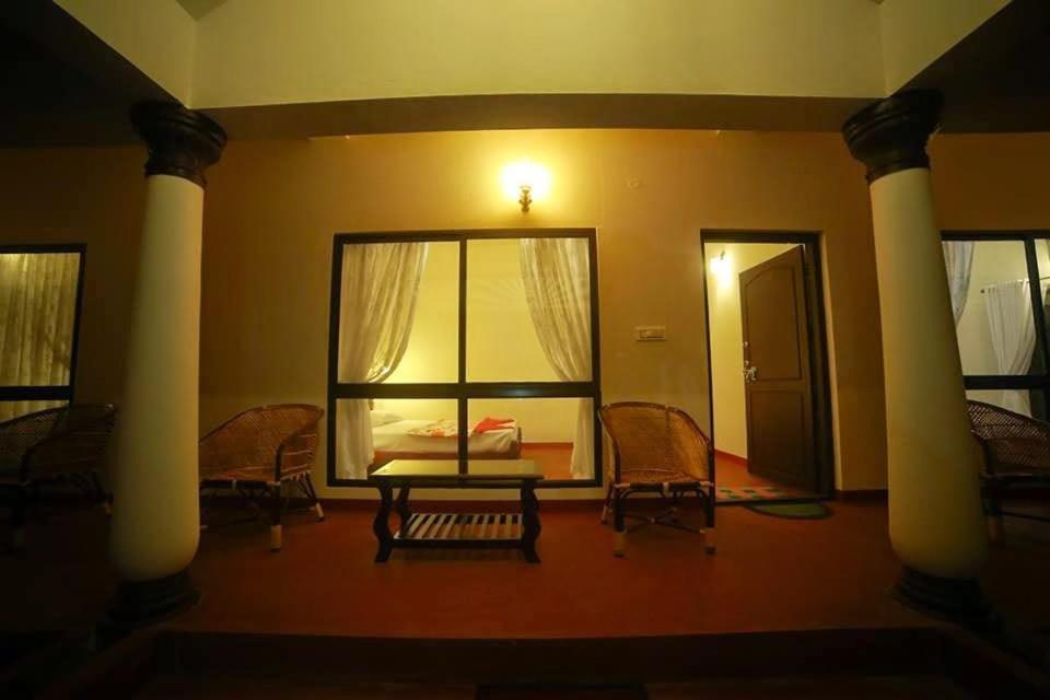 Marari Beach Clleetus Homestay Mararikulam Exterior photo